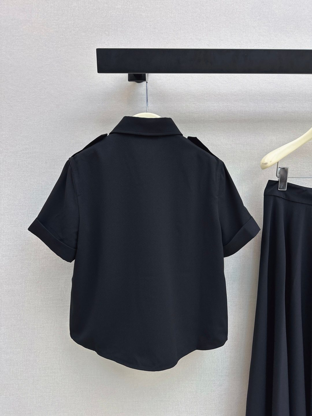 Black Short-Sleeve Cargo Shirt Jacket