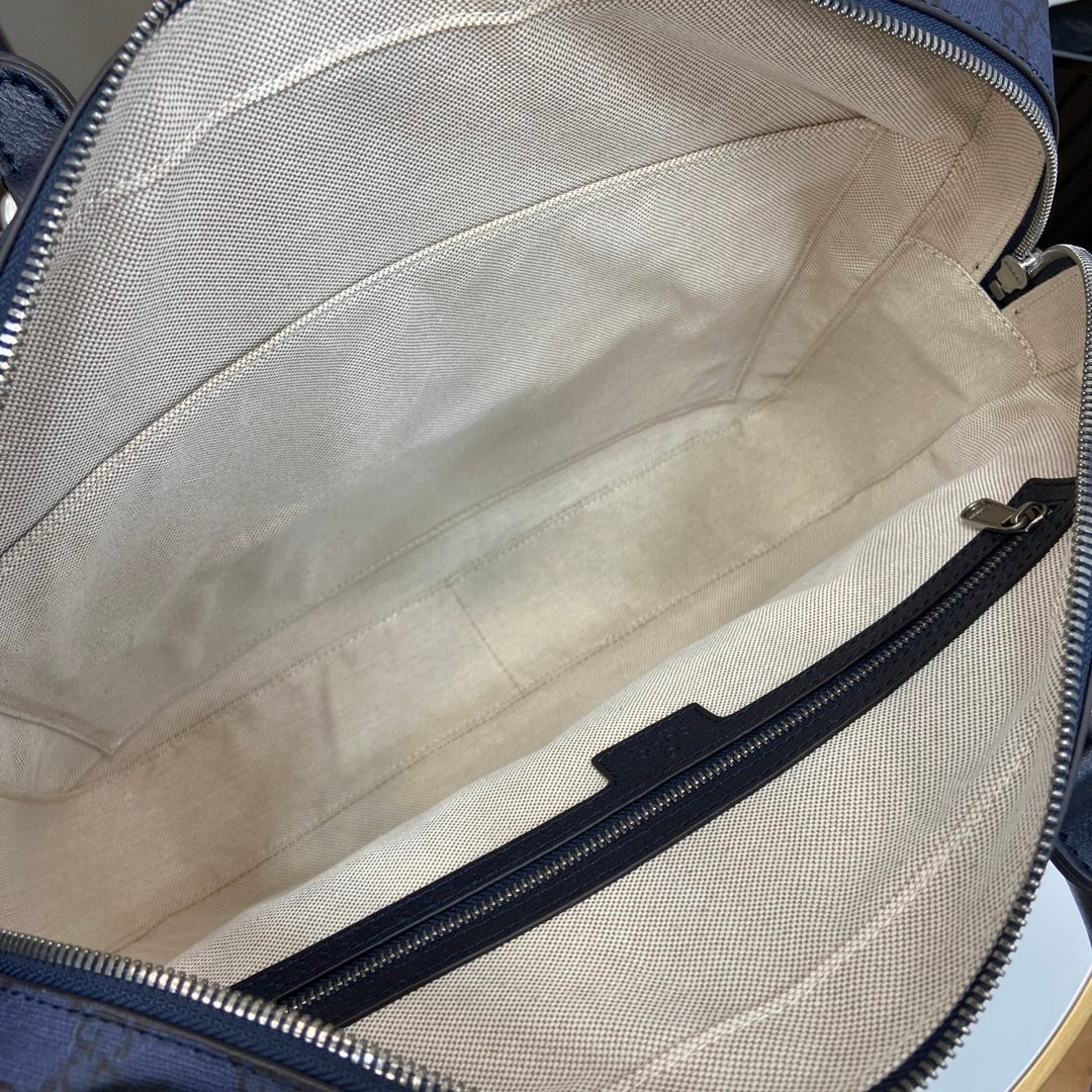 Gucci GG Canvas Messenger Bag Navy