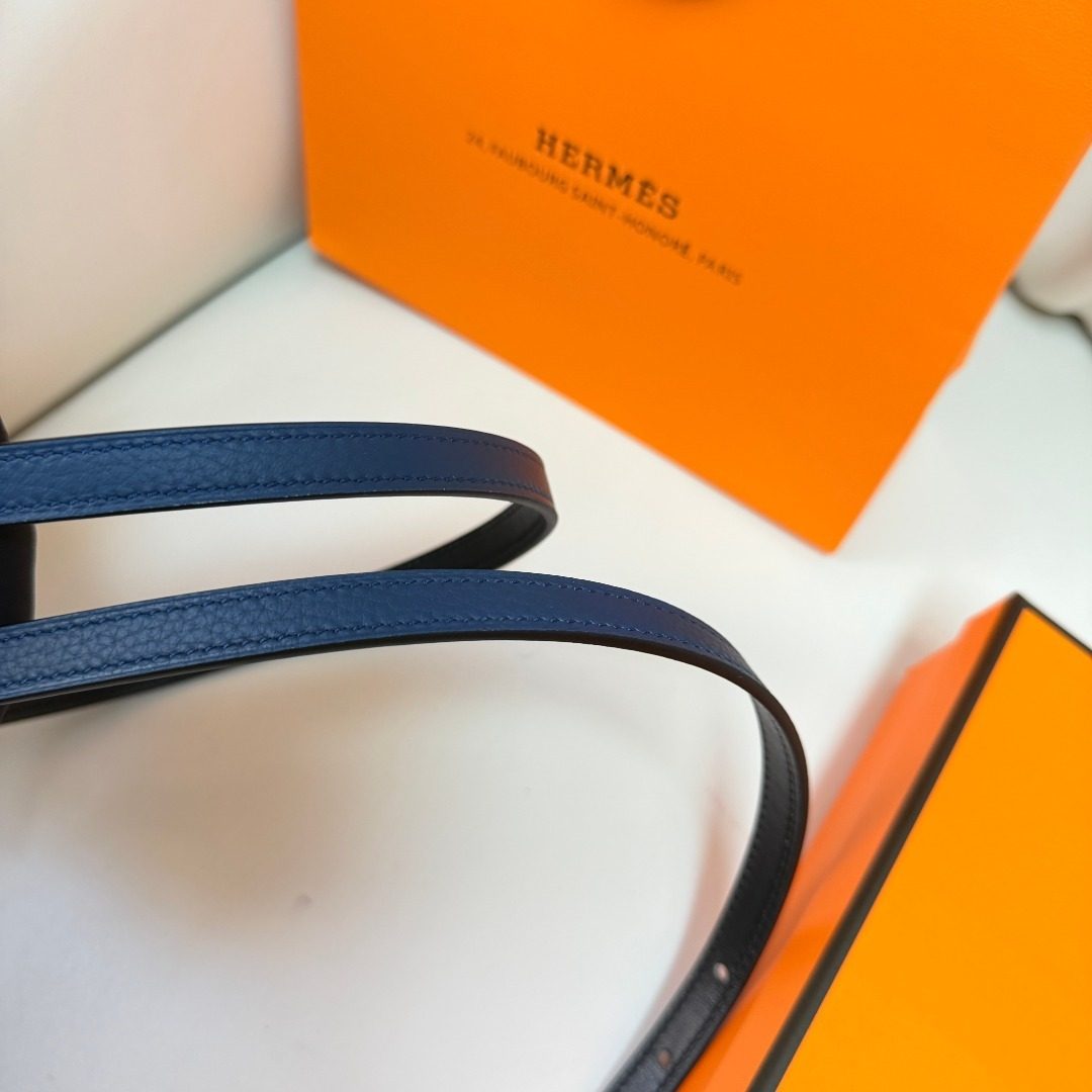 Hermès Reversible Leather Belt with H Buckle