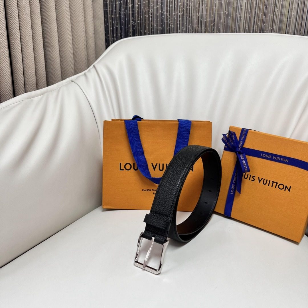Louis Vuitton Taiga Leather Belt