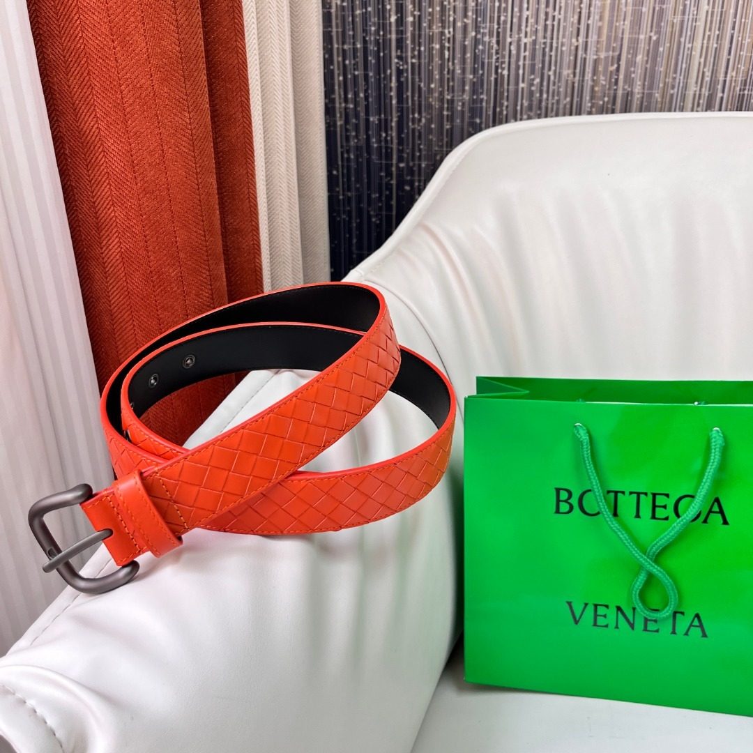 Bottega Veneta Intrecciato Leather Belt Red