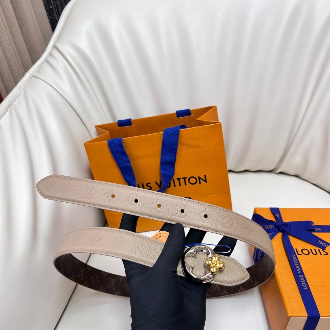 Louis Vuitton Monogram Reversible Leather Belt