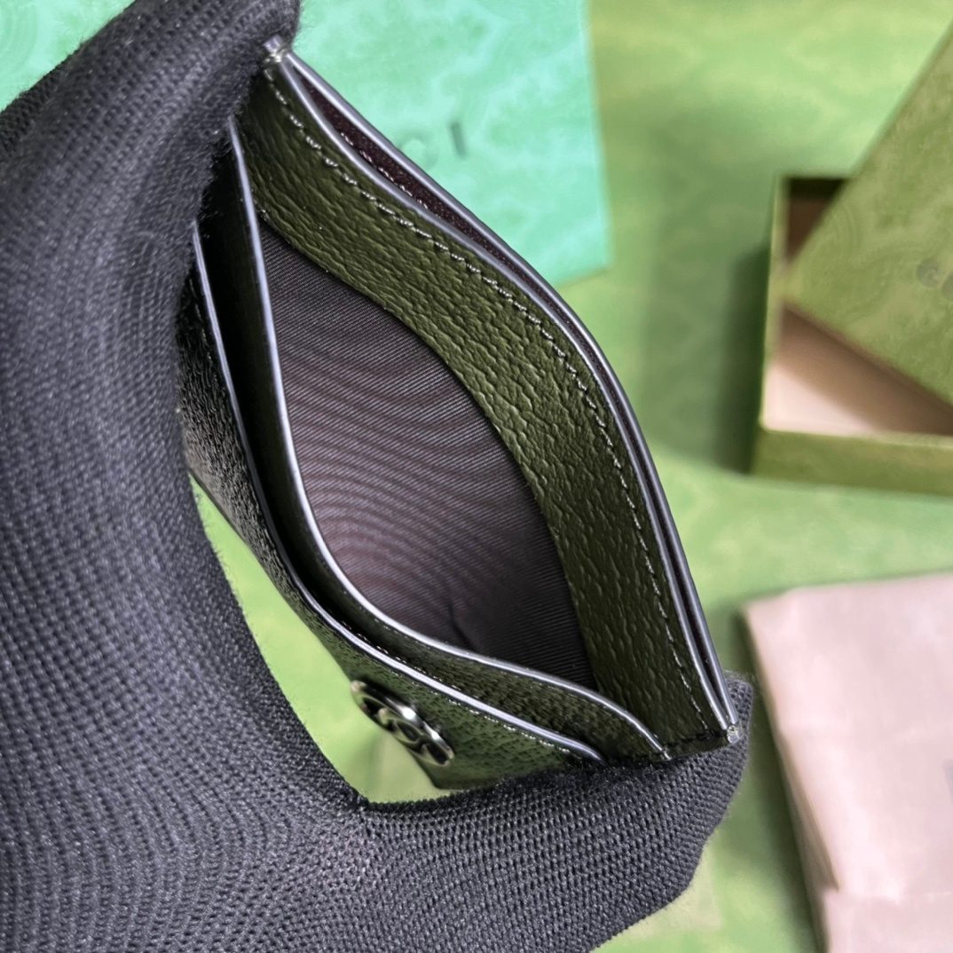 Wallet8