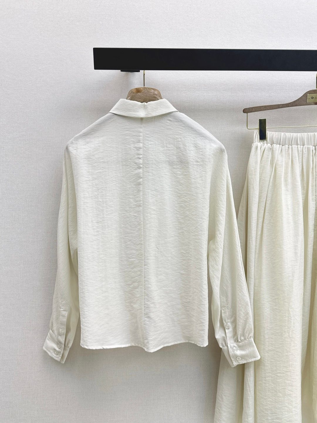 Luxury Linen Collared Shirt with Tie Waist