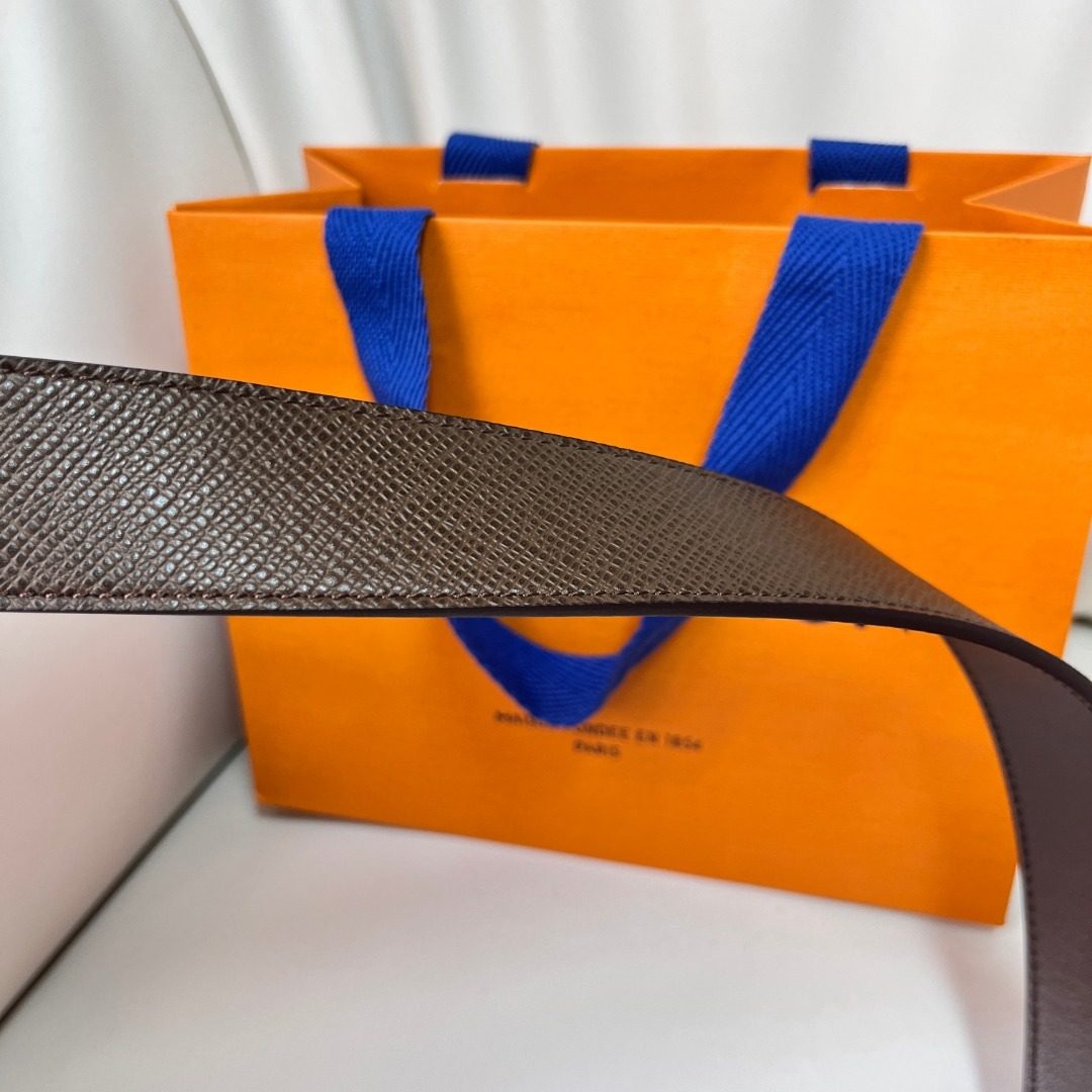 Louis Vuitton Damier Leather Belt