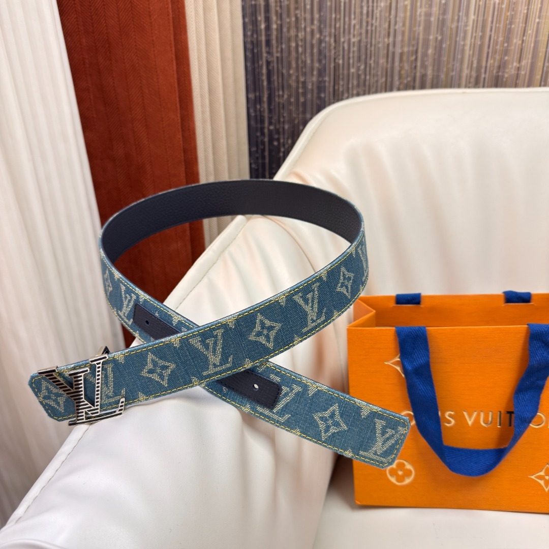 Louis Vuitton Monogram Canvas Belt