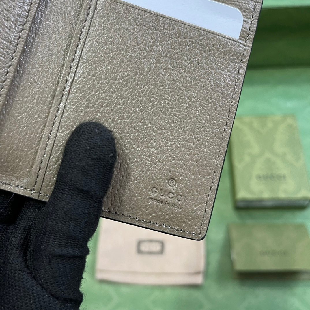Wallet4
