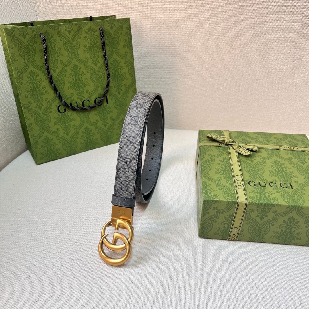 Gucci GG Supreme Canvas Leather Belt