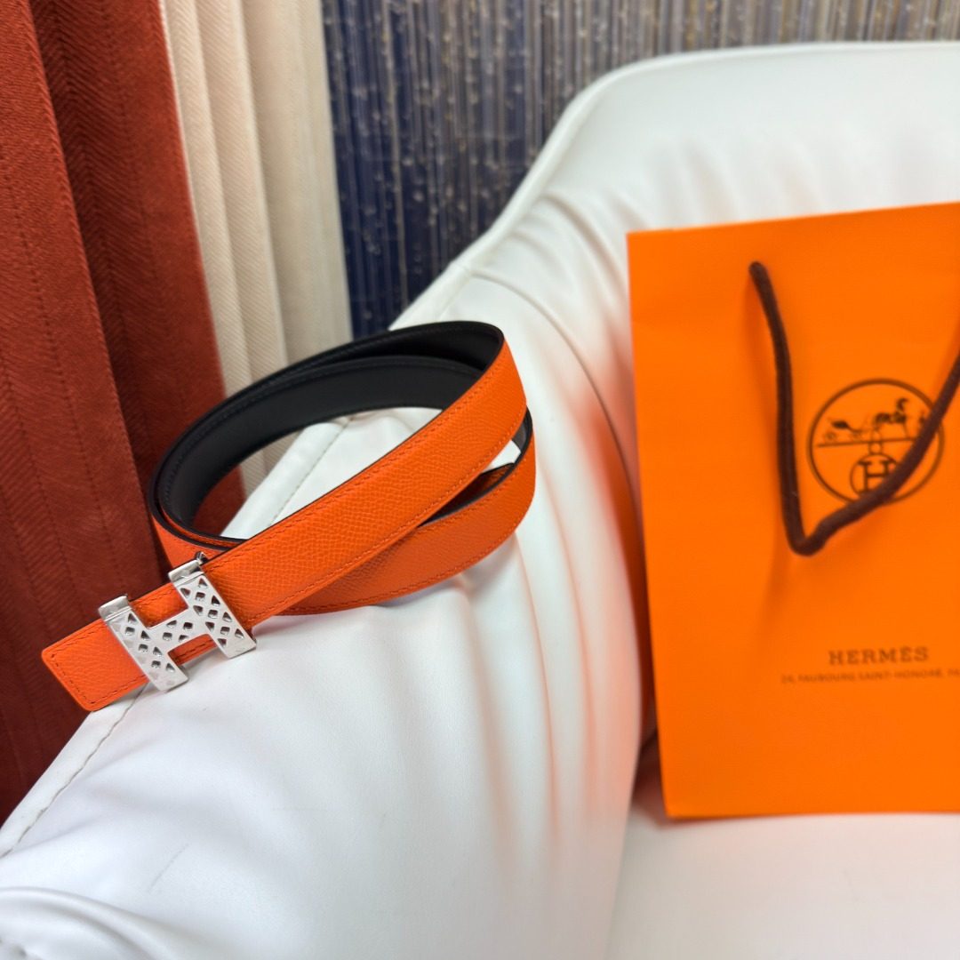 Hermès Reversible Leather Belt with Studded Buckle