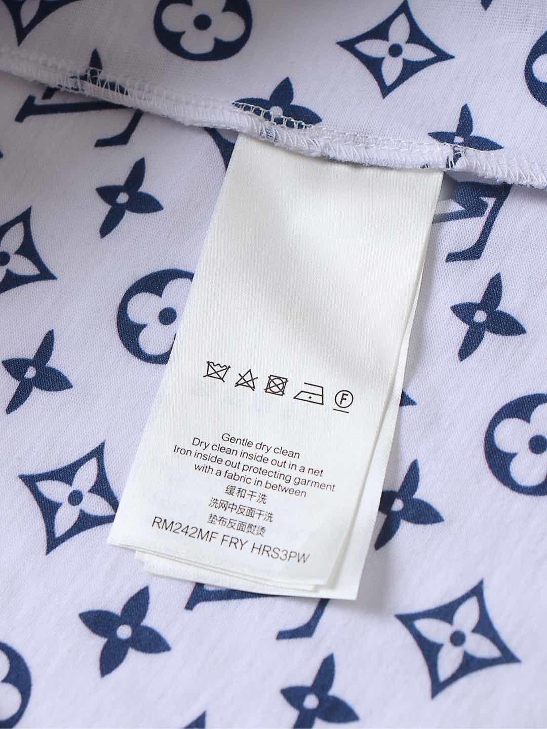 Louis Vuitton Monogram Logo Short Sleeve T-Shirt