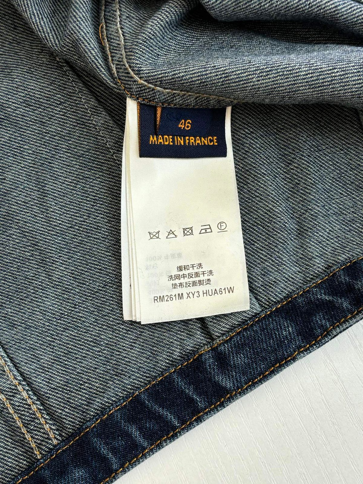 Luxury Denim Jacket with Corduroy Collar