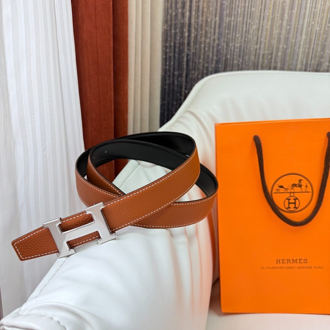 Hermès Reversible Leather Belt with H Buckle