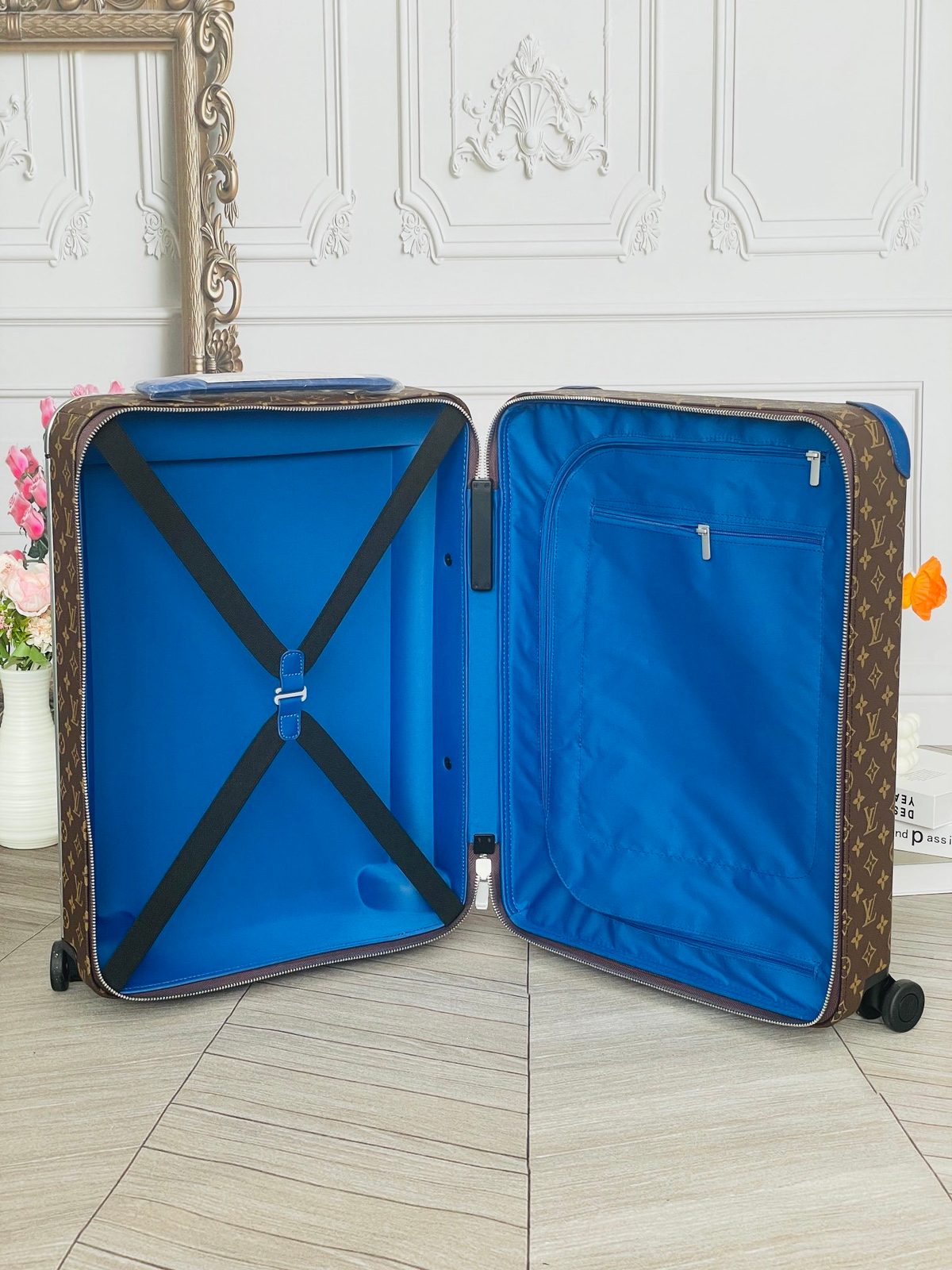 Louis Vuitton Monogram Canvas Rolling Luggage