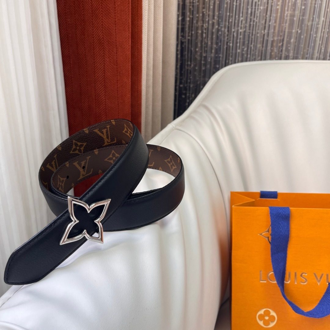 Louis Vuitton Monogram Canvas Leather Belt