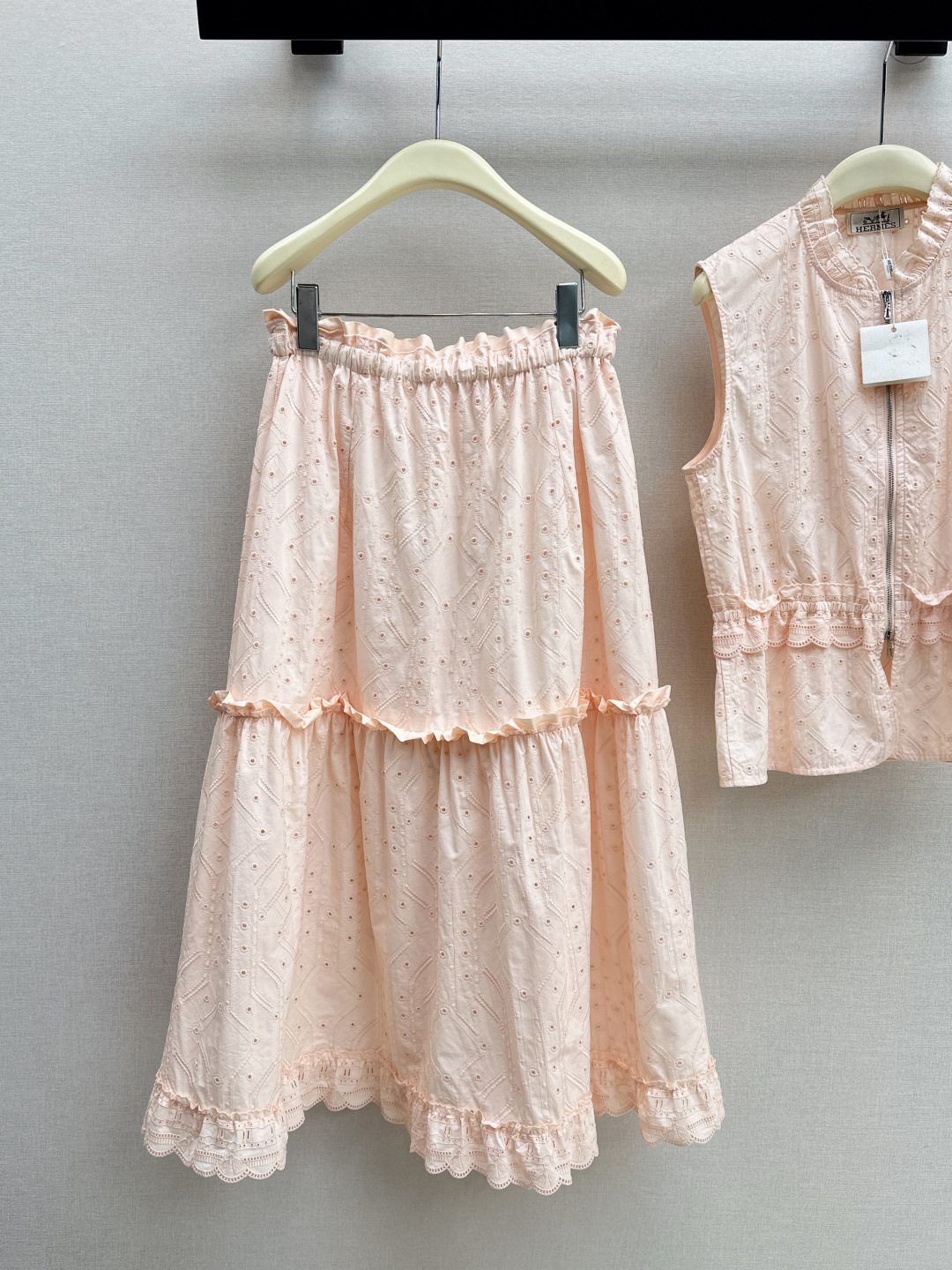 Hermès Embroidered Cotton Eyelet Skirt
