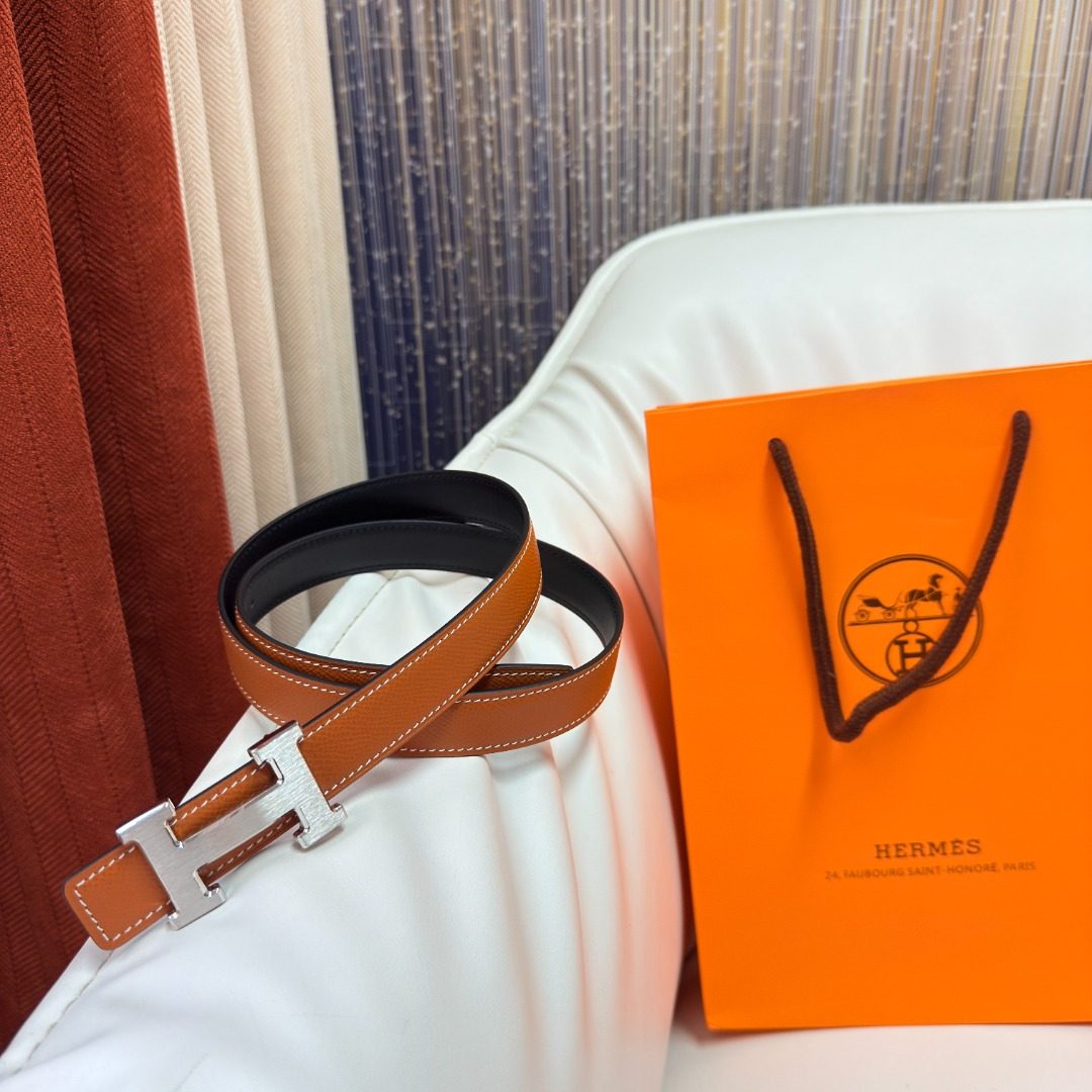 Hermès H Buckle Leather Reversible Belt