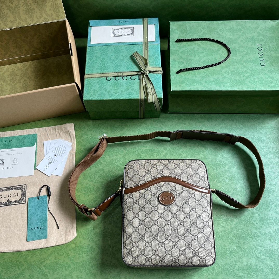 Gucci GG Supreme Messenger Bag