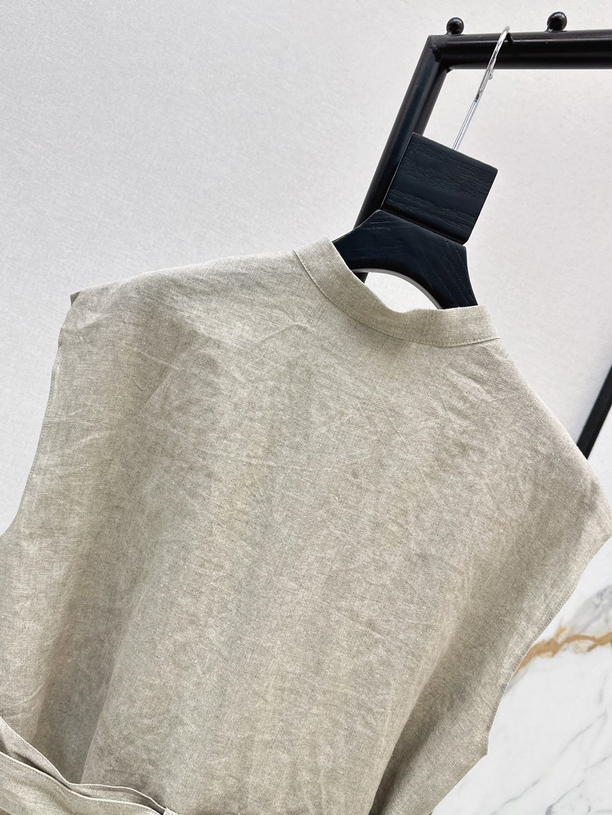 Linen Sleeveless Shirt with Waist Belt
