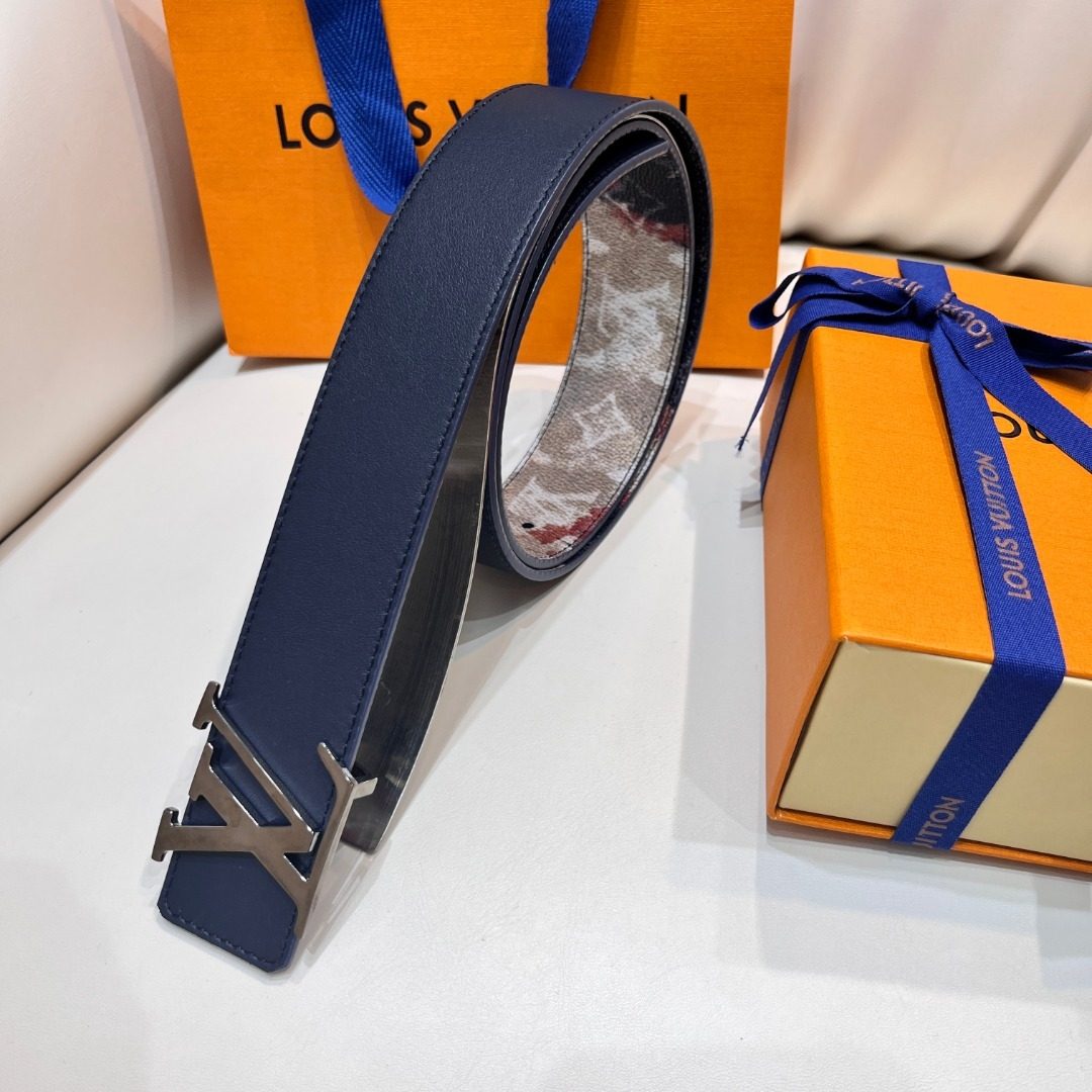 Louis Vuitton LV Initiales Reversible Leather Belt
