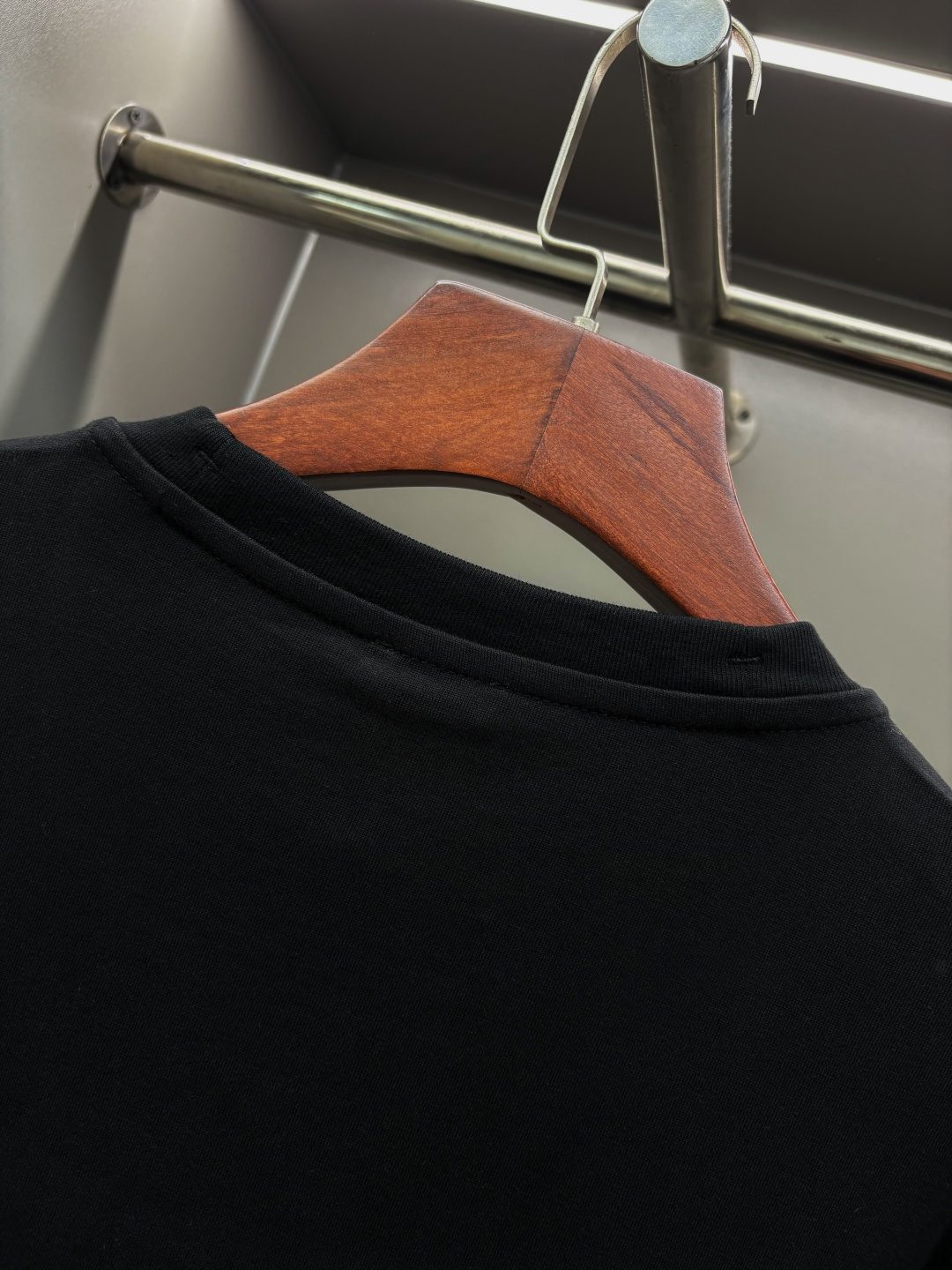 Burberry Black Cotton Crewneck T-Shirt