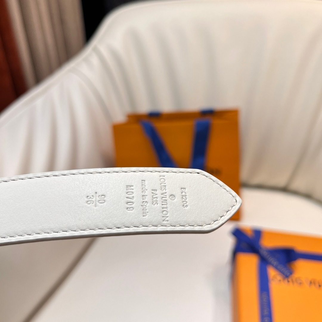 Louis Vuitton Monogram Reversible White Leather Belt