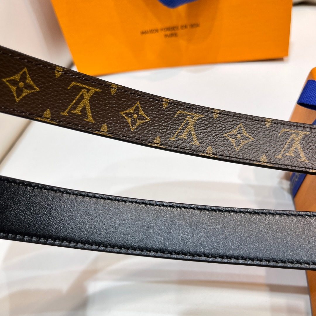 Louis Vuitton Monogram Canvas Leather Belt