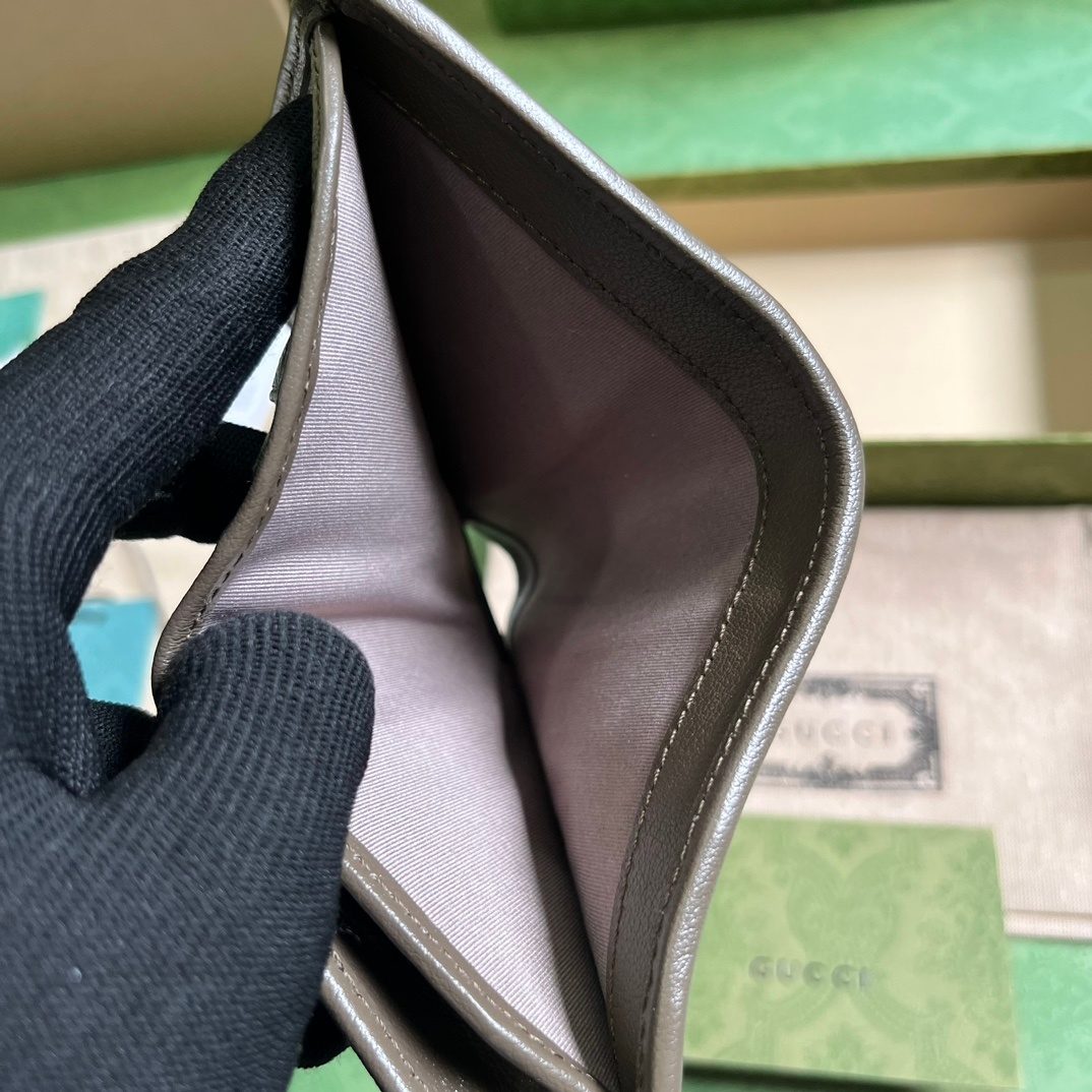 Wallet7