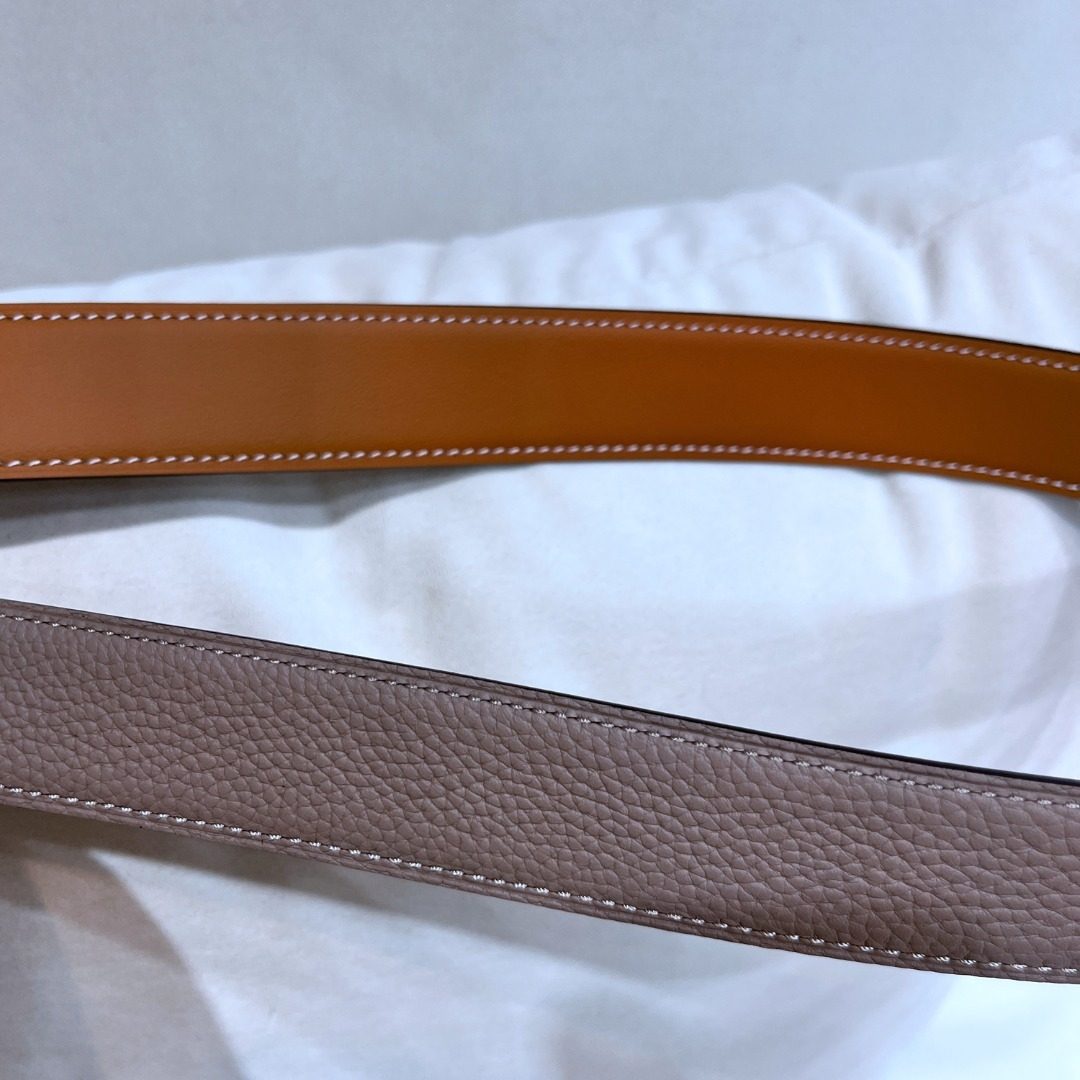 Hermès Reversible Leather Belt with Gold Hardware