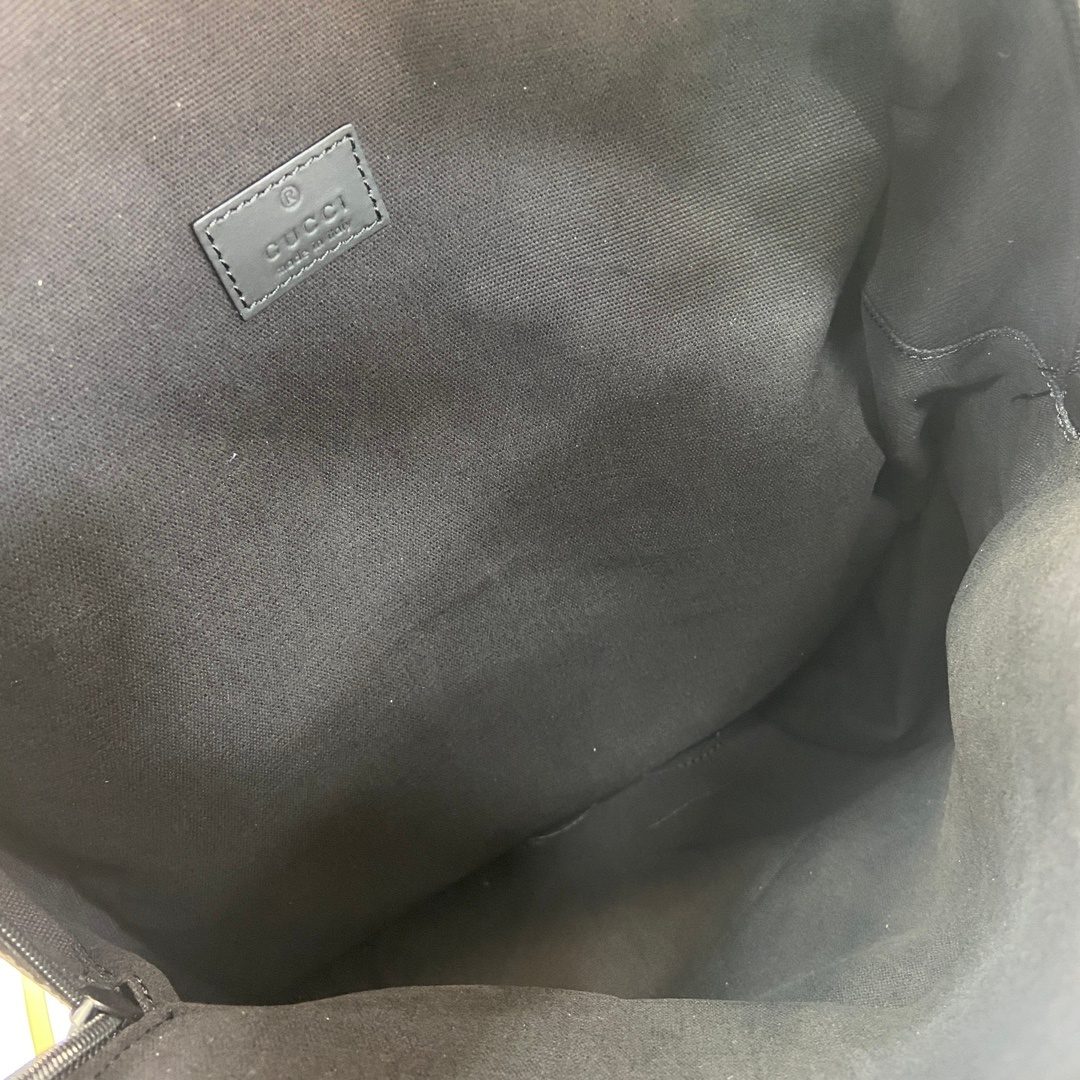 Gucci GG Embossed Leather Shoulder Bag
