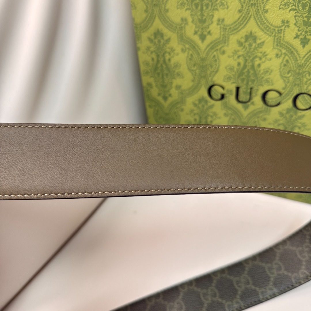 Gucci Leather Belt with GG Buckle