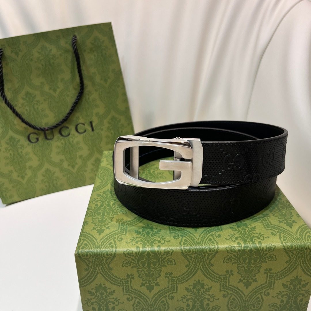 Gucci G-Buckle Black Leather Belt