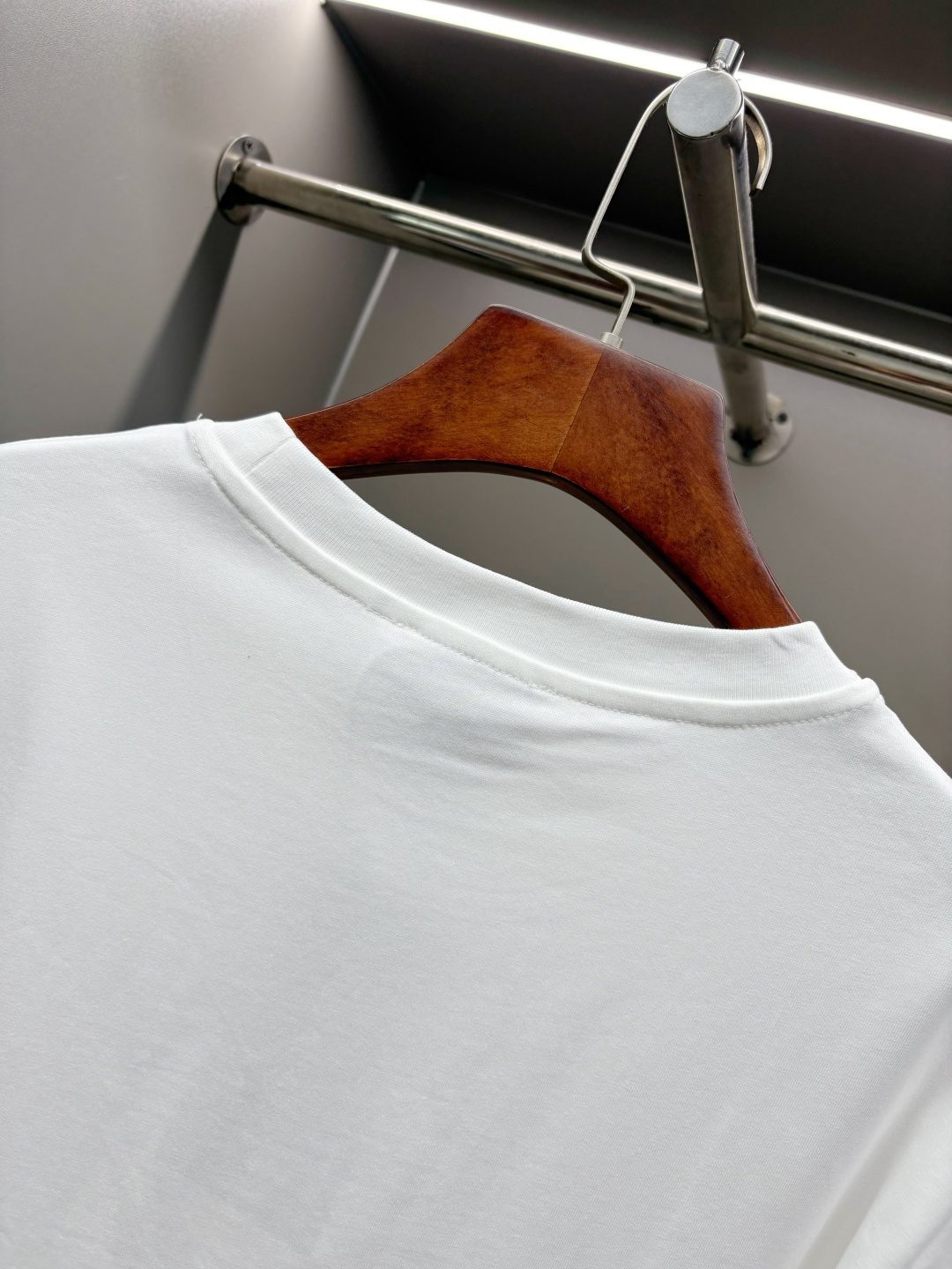 Burberry White Cotton Crewneck T-Shirt