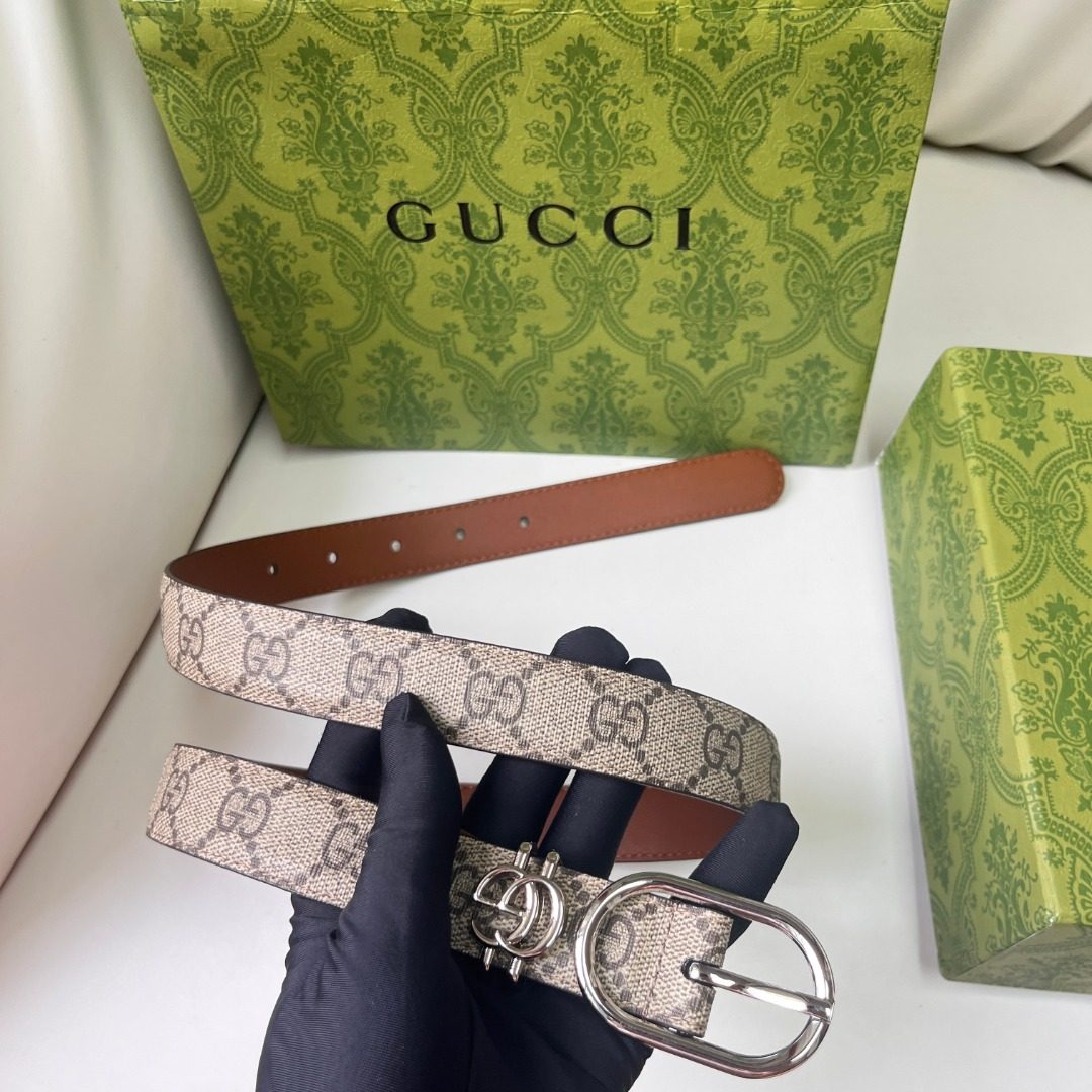 Gucci GG Supreme Canvas Leather Belt