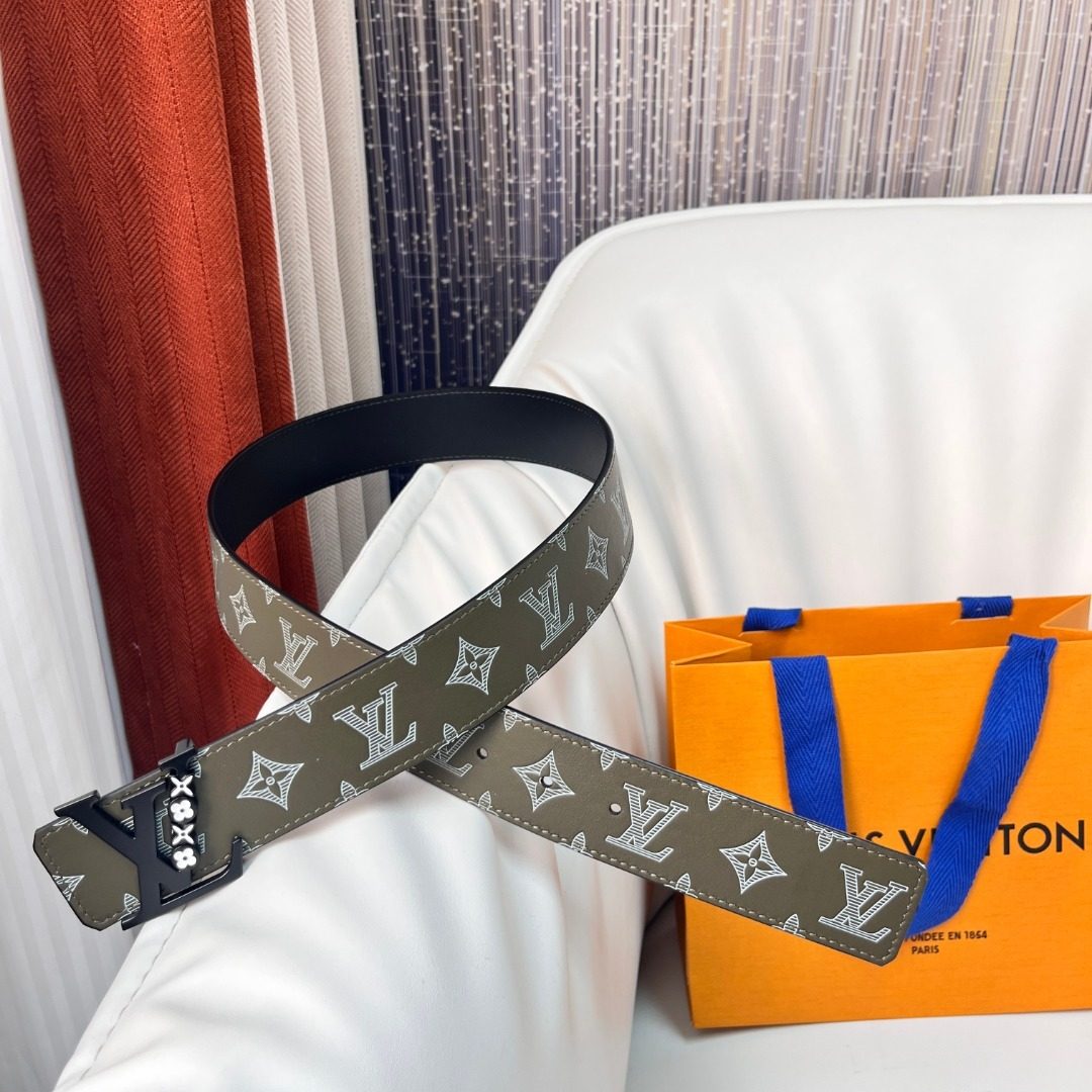 Louis Vuitton Monogram Canvas Leather Belt