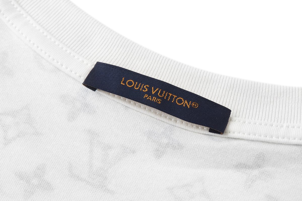 Louis Vuitton Monogram Print Short Sleeve T-Shirt