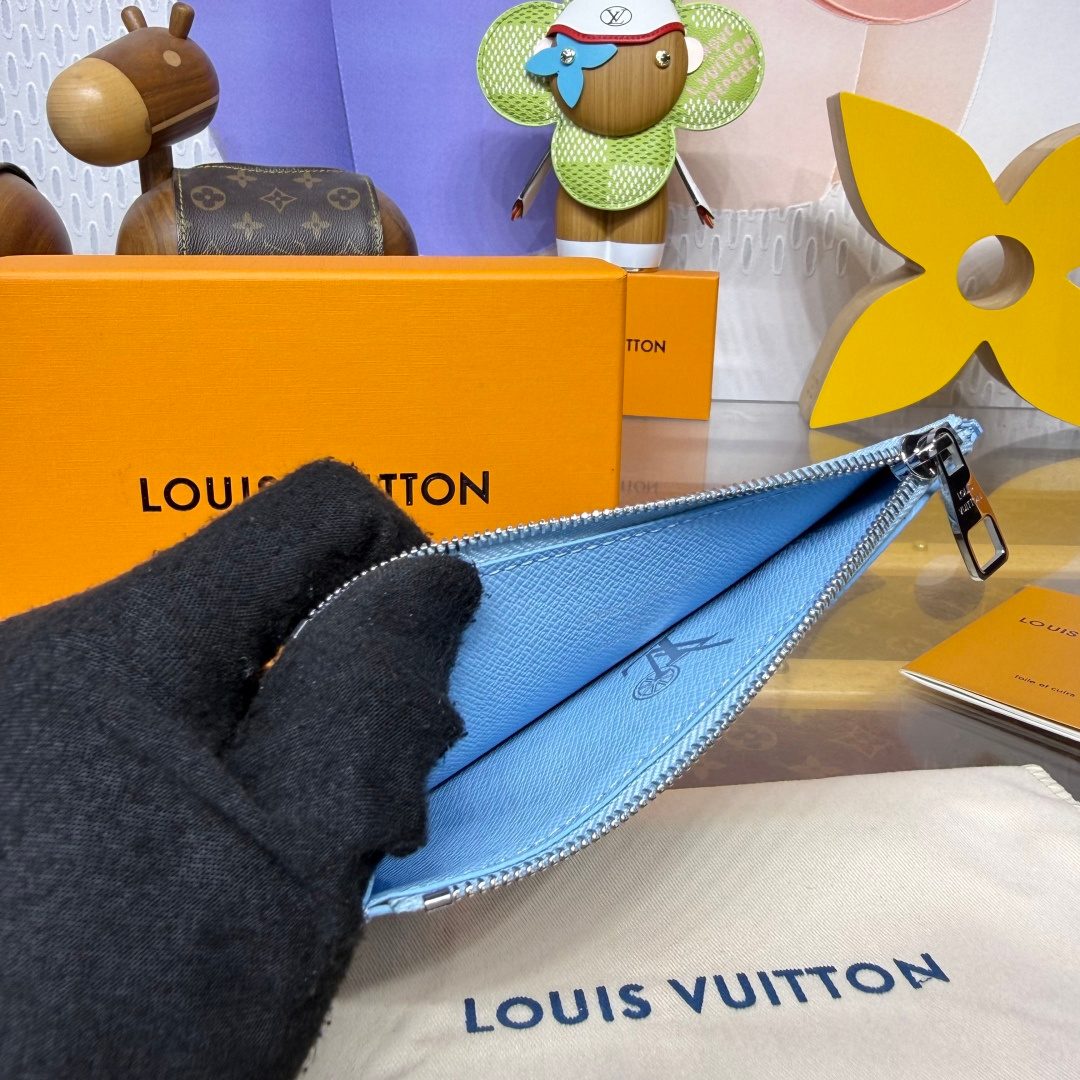 Louis Vuitton Damier Azur Zippy Wallet