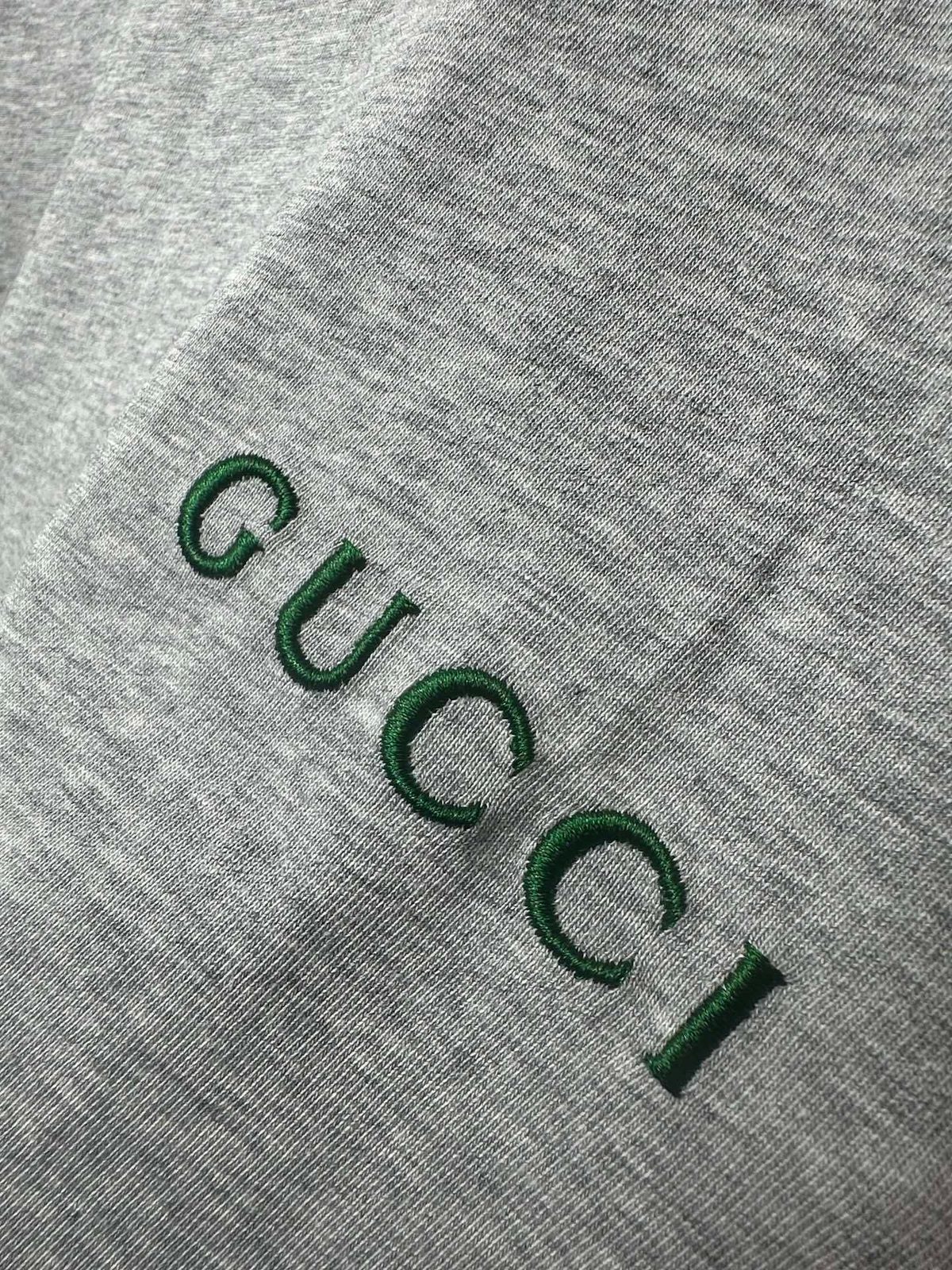 Gucci Interlocking GG Crewneck Sweatshirt