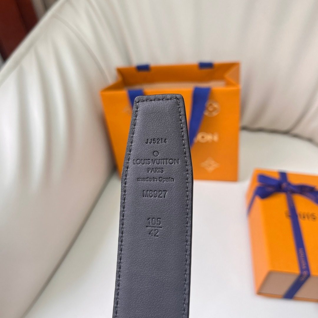 Louis Vuitton Black Leather Belt