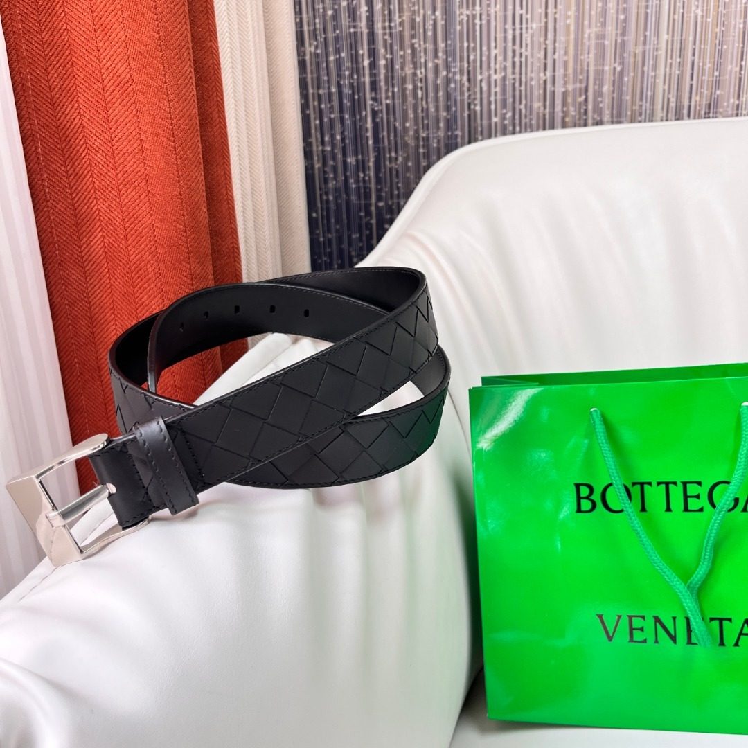 Bottega Veneta Intrecciato Leather Belt