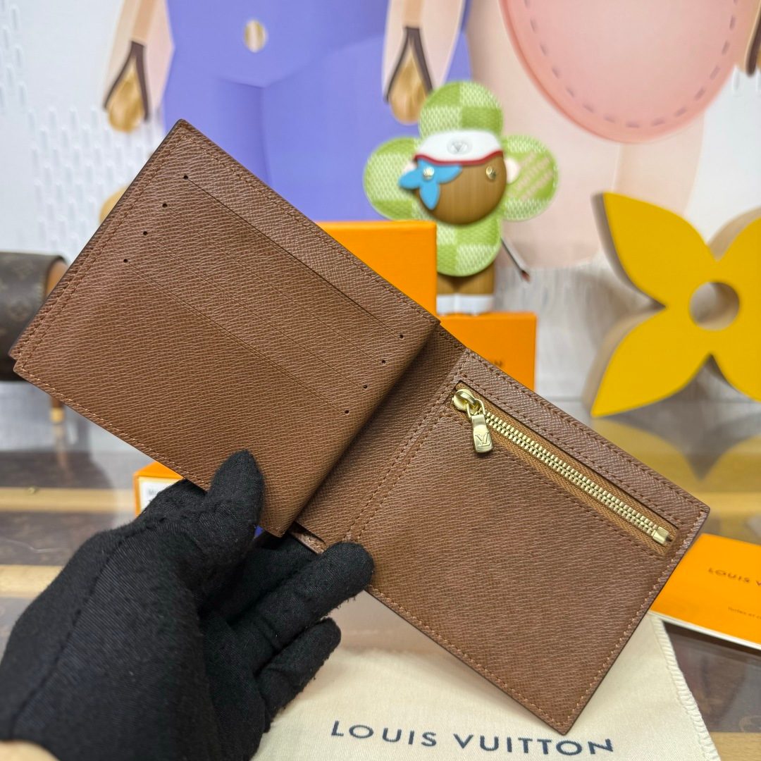 Louis Vuitton Damier Ebene Bifold Wallet