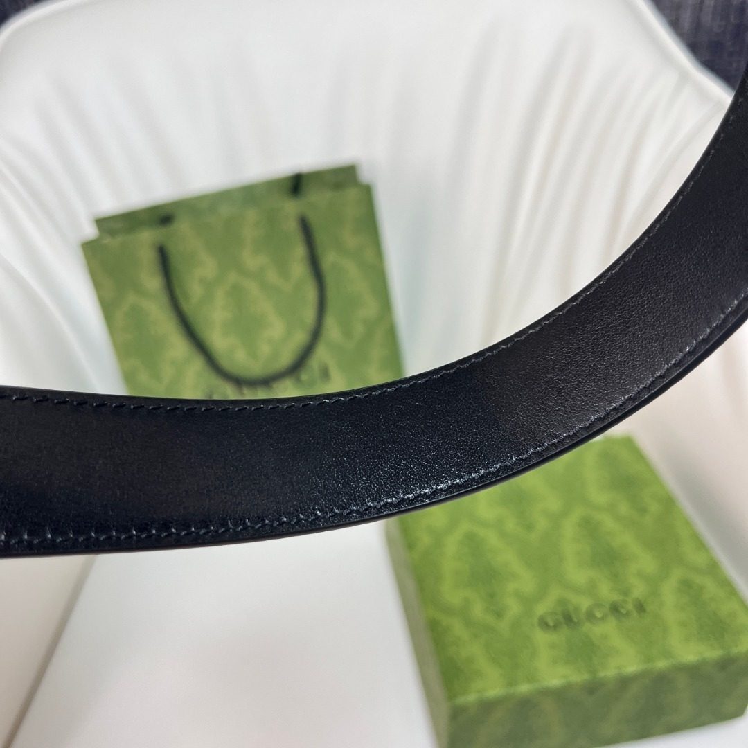 Gucci GG Leather Belt with Interchangeable Straps