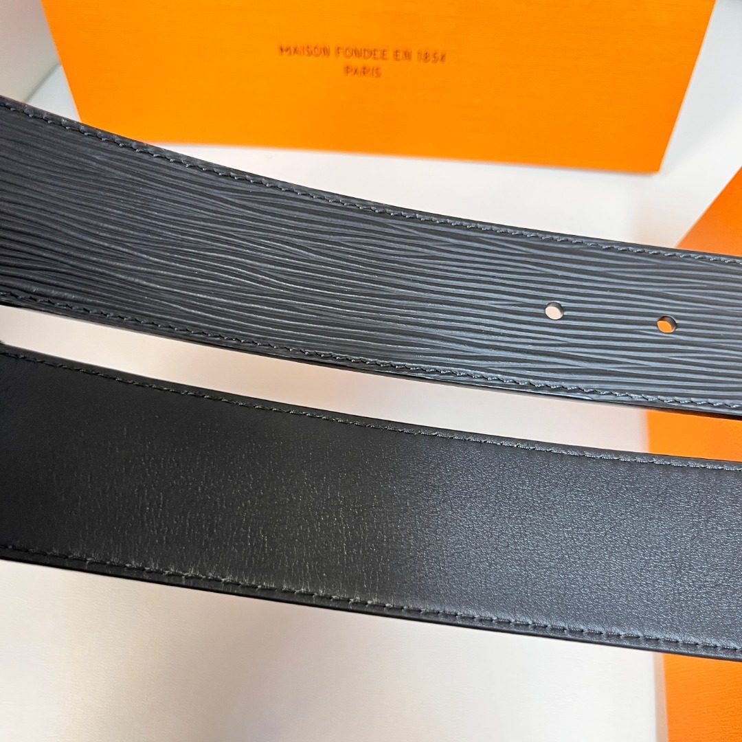 Louis Vuitton Epi Leather Belt