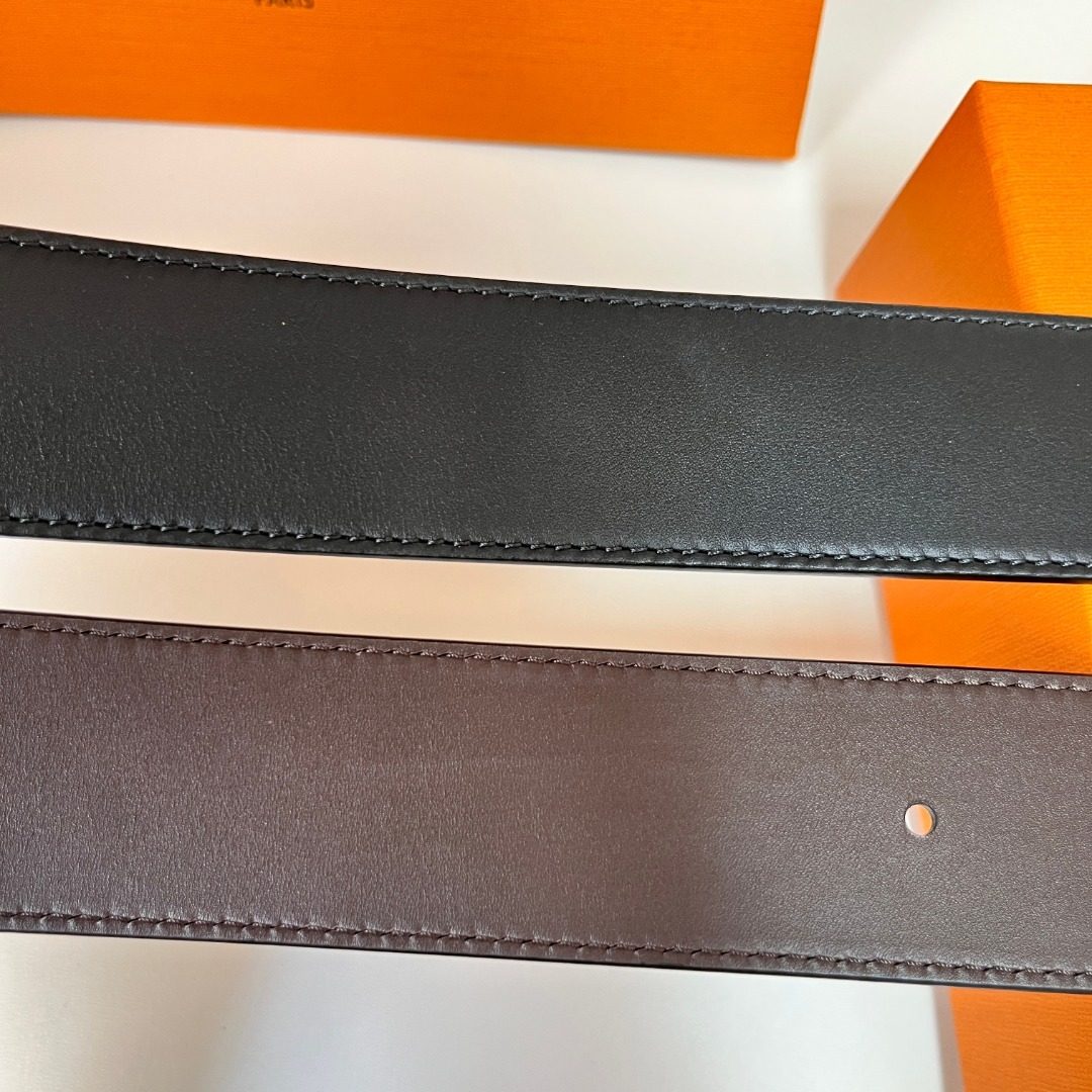 Louis Vuitton Leather Belt with LV Buckle