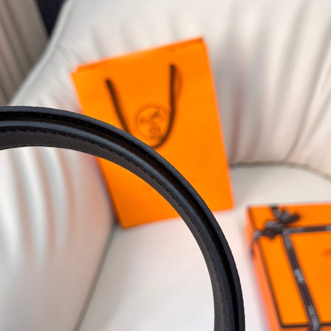 Hermès Leather Reversible Belt