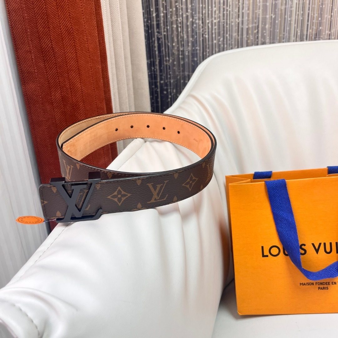 Louis Vuitton Monogram Canvas Leather Belt