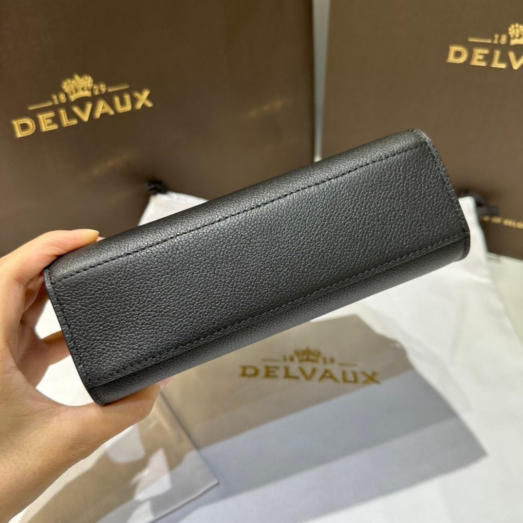 Delvaux Leather Continental Wallet Black
