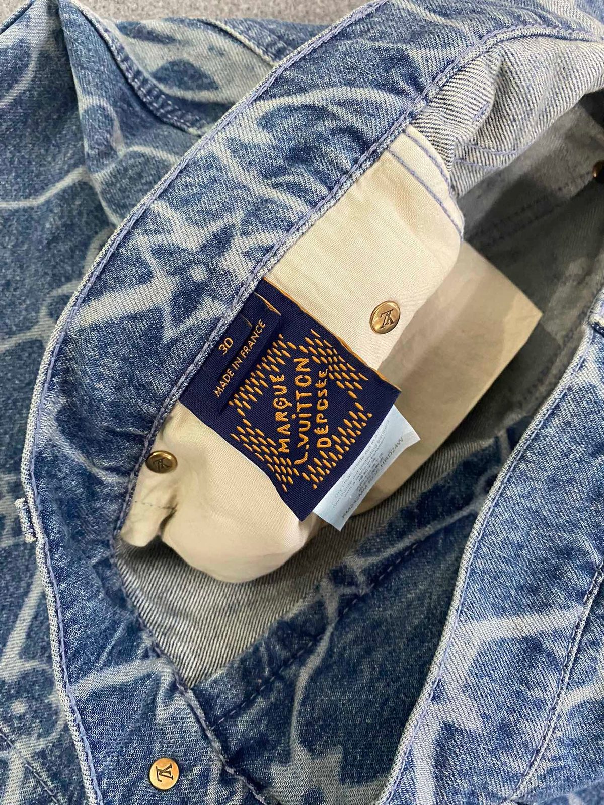Loro Piana Giraffe Print Denim Shorts
