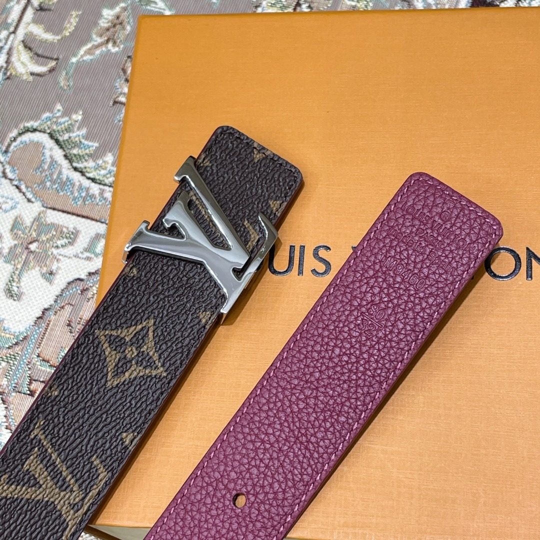 Louis Vuitton LV Reversible Leather Belt