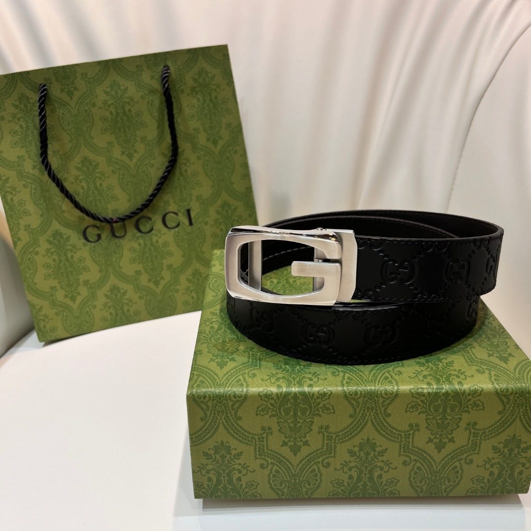 Gucci GG Embossed Black Leather Belt
