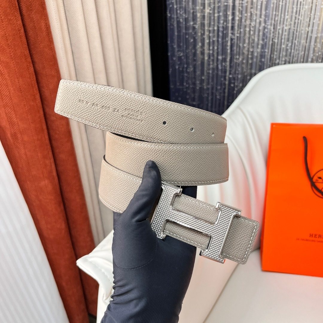Hermès Reversible Leather Belt with H Buckle